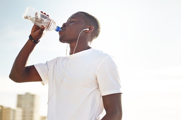 7 Signs You’re Not Drinking Enough Water and How to Fix It